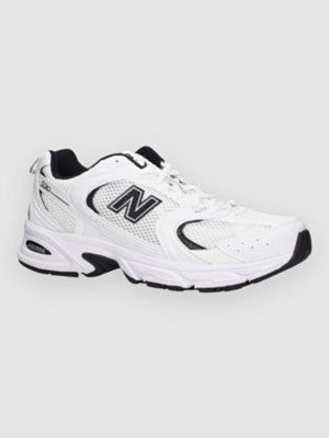 530 Sneakers