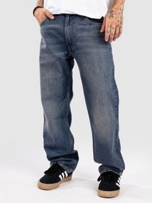 555 Relaxed Straight Jeans